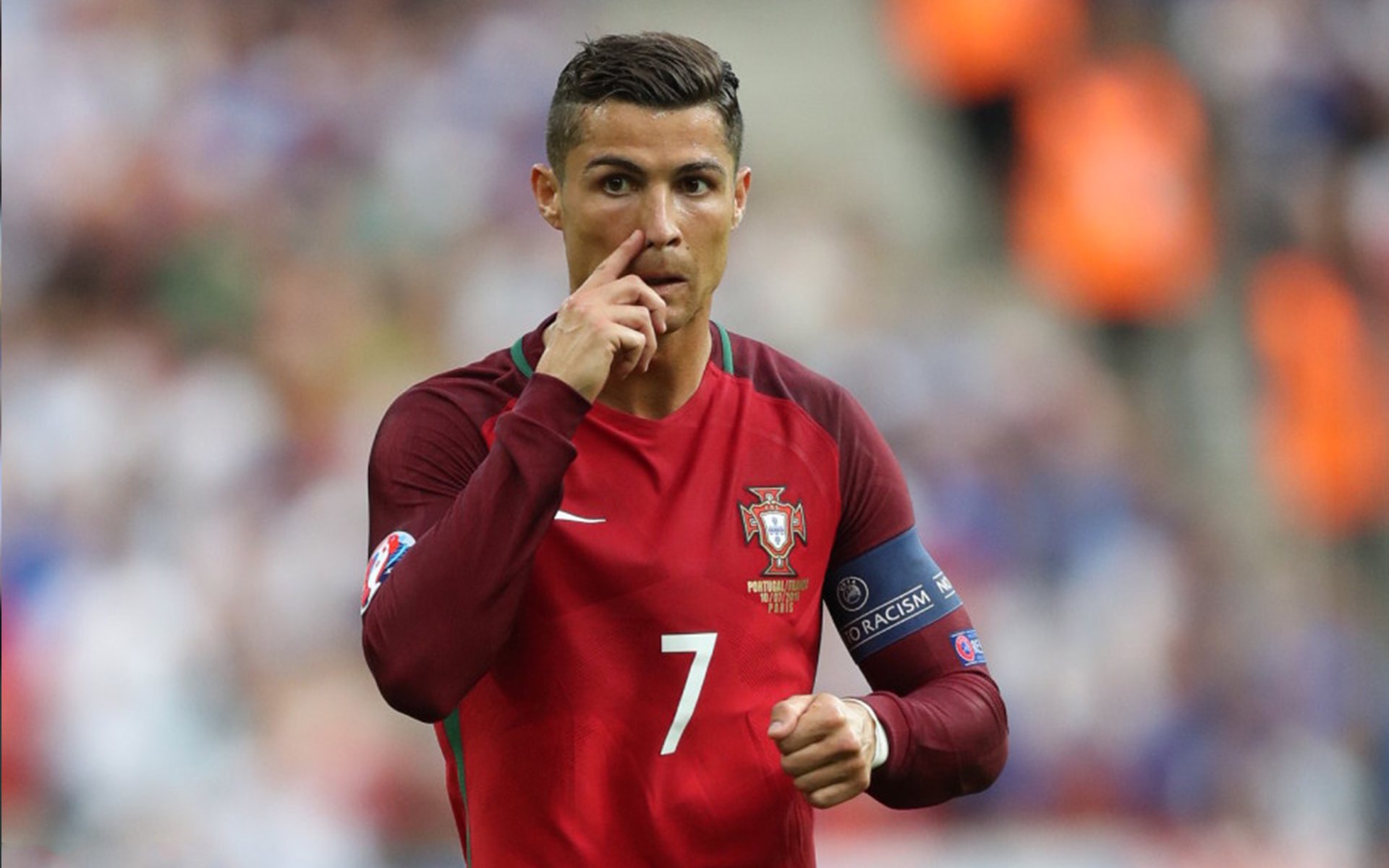 王者归来,萨拉赫复出首战惊艳全场,阿森纳球迷沸腾!